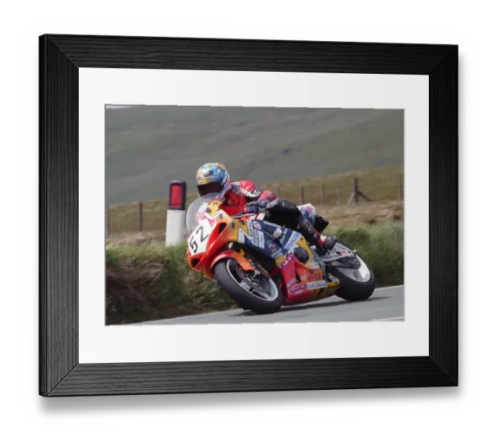 Framed Print : Laurent Naire (Suzuki) 2002 Formula One TT Framed Print : Laurent Naire (Suzuki) 2002 Formula One TT