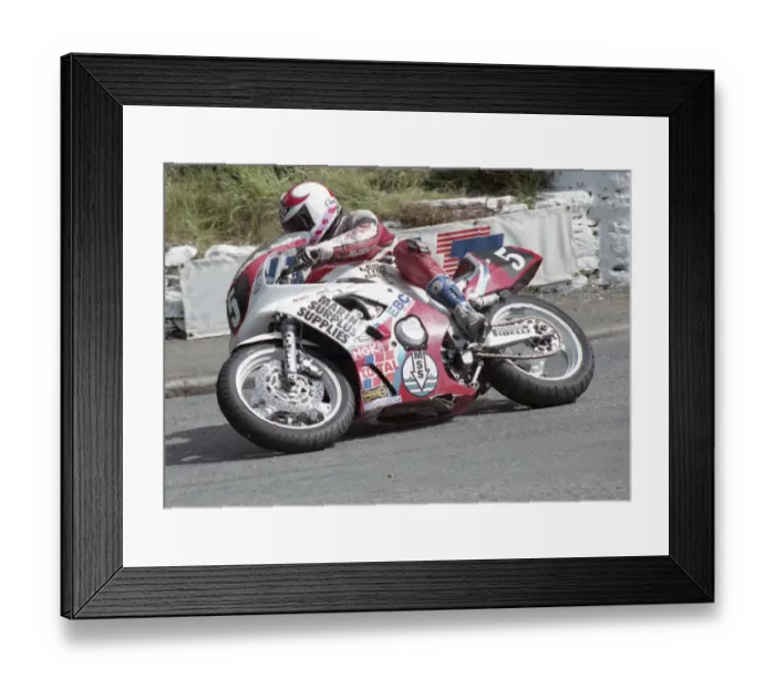Framed Print : Brian Reid (Yamaha) 1993 Supersport 400 TT Framed Print : Brian Reid (Yamaha) 1993 Supersport 400 TT