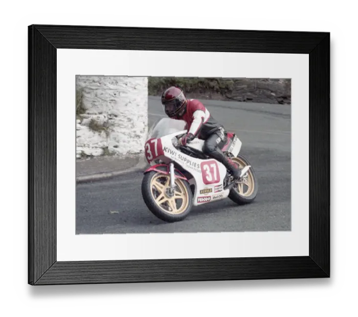 Framed Print : Tony Hughes (Yamaha) 1985 Newcomers Manx Grand Prix Framed Print : Tony Hughes (Yamaha) 1985 Newcomers Manx Grand Prix