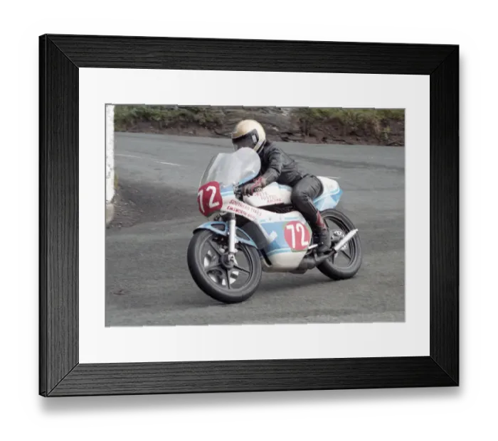 Framed Print : Peter Foster (Yamaha) 1985 Newcomers Manx Grand Prix Framed Print : Peter Foster (Yamaha) 1985 Newcomers Manx Grand Prix