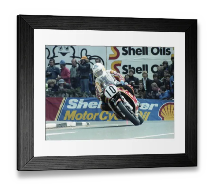 Framed Print : Mick Grant (Suzuki) 1982 Classic TT Framed Print : Mick Grant (Suzuki) 1982 Classic TT
