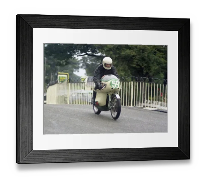 Framed Print : Mick Partridge (Greeves) 1971 Lightweight Manx Grand Prix Framed Print : Mick Partridge (Greeves) 1971 Lightweight Manx Grand Prix