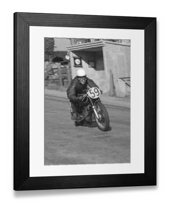 Framed Print : Ken Payne (AJS) 1958 Junior Newcomers Manx Grand Prix Framed Print : Ken Payne (AJS) 1958 Junior Newcomers Manx Grand Prix