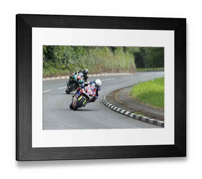Framed Print : Shaun Anderson (Suzuki) and Brian McCormack (BMW) 2022 Superstock TT Framed Print : Shaun Anderson (Suzuki) and Brian McCormack (BMW) 2022 Superstock TT