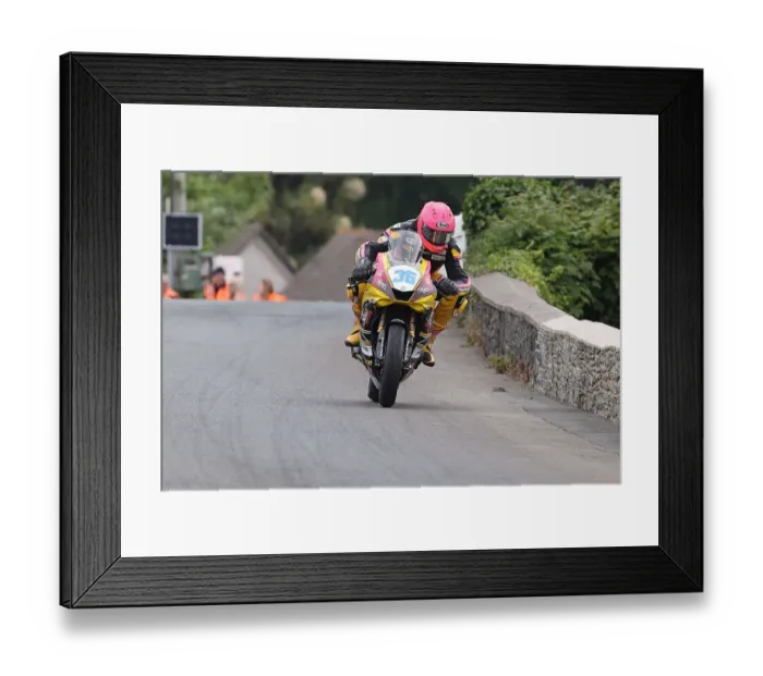 Framed Print : Davy Morgan (Yamaha) 2022 Supersport TT Framed Print : Davy Morgan (Yamaha) 2022 Supersport TT