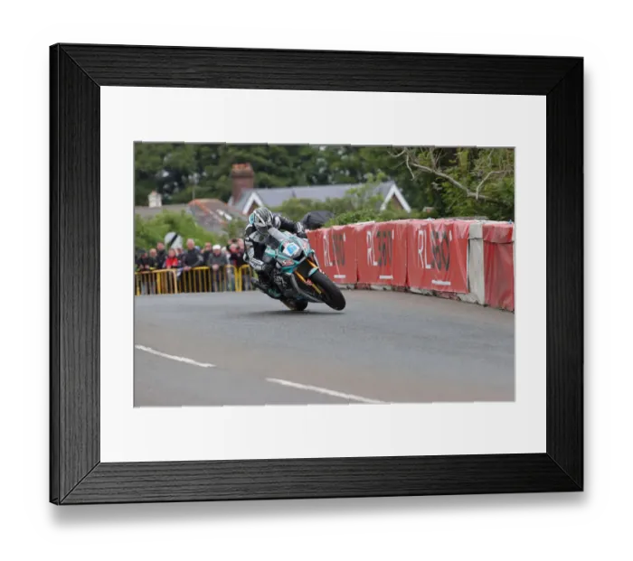 Framed Print : Michael Dunlop (Yamaha) 2022 Supersport TT Framed Print : Michael Dunlop (Yamaha) 2022 Supersport TT