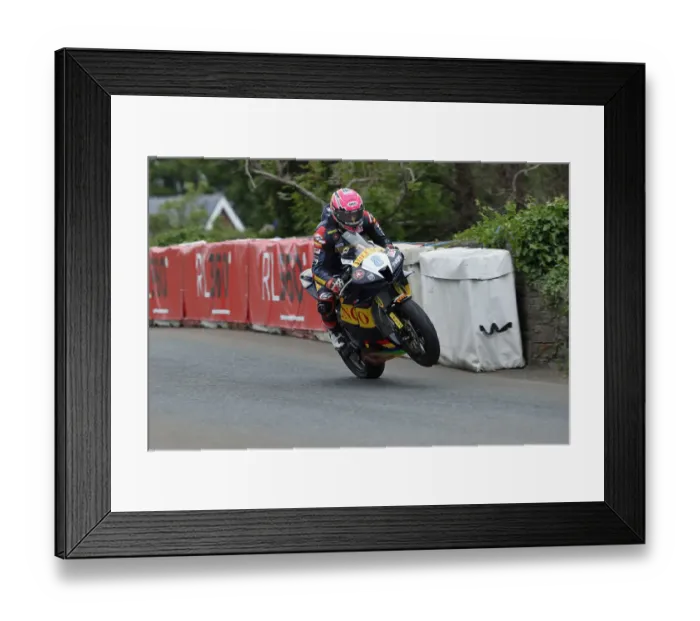 Framed Print : Davy Todd (Honda) 2022 Supersport TT Framed Print : Davy Todd (Honda) 2022 Supersport TT