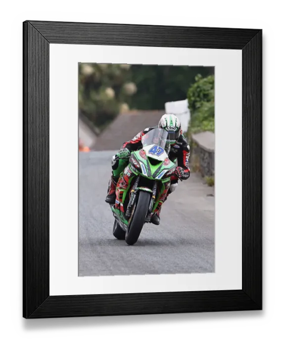 Framed Print : Matthew Rees (Kawasaki) 2002 Supersport TT Framed Print : Matthew Rees (Kawasaki) 2002 Supersport TT
