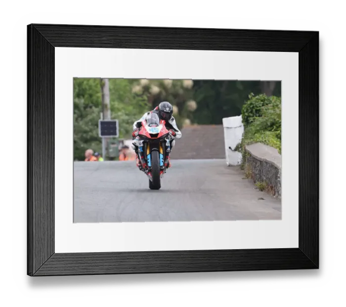 Framed Print : Xavier Denis (Yamaha) 2022 Supersport TT