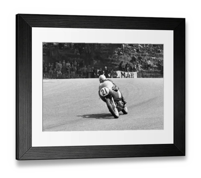 Framed Print : Alberto Pagani (Aermacchi) 1962 Lightweight TT Framed Print : Alberto Pagani (Aermacchi) 1962 Lightweight TT