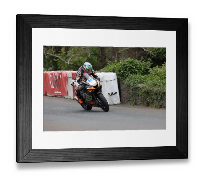 Framed Print : Jamie Coward (Yamaha) 2022 Supersport TT