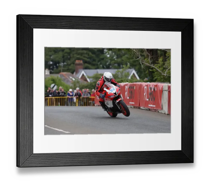 Framed Print : Shaun Anderson (Honda) 2022 Supersport TT Framed Print : Shaun Anderson (Honda) 2022 Supersport TT