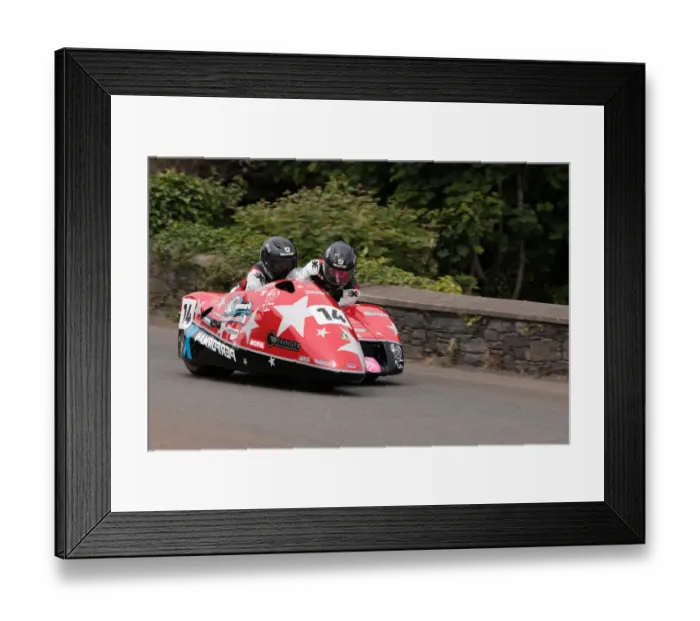 Framed Print : Estelle LeBlond & Clement Carre (Suzuki SGR) 2022 Sidecar TT Framed Print : Estelle LeBlond & Clement Carre (Suzuki SGR) 2022 Sidecar TT