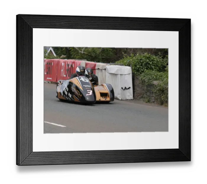 Framed Print : Tim Reeves & Kevin Rousseau (Yamaha LCR) 2022 Sidecar TT Framed Print : Tim Reeves & Kevin Rousseau (Yamaha LCR) 2022 Sidecar TT