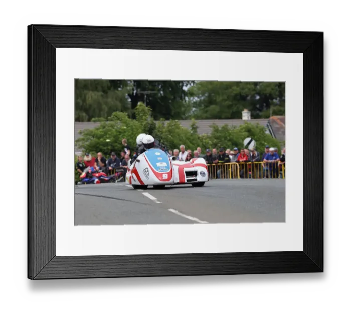 Framed Print : Conrad Harrison & Andrew Winkle (Honda LCR) 2022 Sidecar TT Framed Print : Conrad Harrison & Andrew Winkle (Honda LCR) 2022 Sidecar TT
