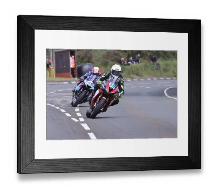 Framed Print : Paul Potchy Williams (Yamaha) and Jim Hodson (Yamaha) 2022 Supersport TT Framed Print : Paul Potchy Williams (Yamaha) and Jim Hodson (Yamaha) 2022 Supersport TT