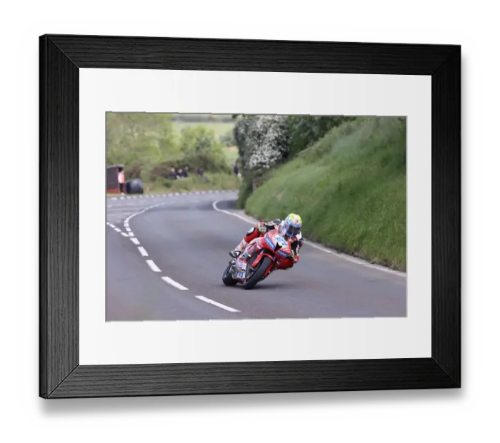Framed Print : Nathan Harrison (Honda) 2022 Supersport TT Framed Print : Nathan Harrison (Honda) 2022 Supersport TT