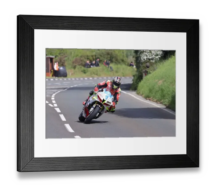Framed Print : John McGuinness (Honda) 2022 Supersport TT Framed Print : John McGuinness (Honda) 2022 Supersport TT