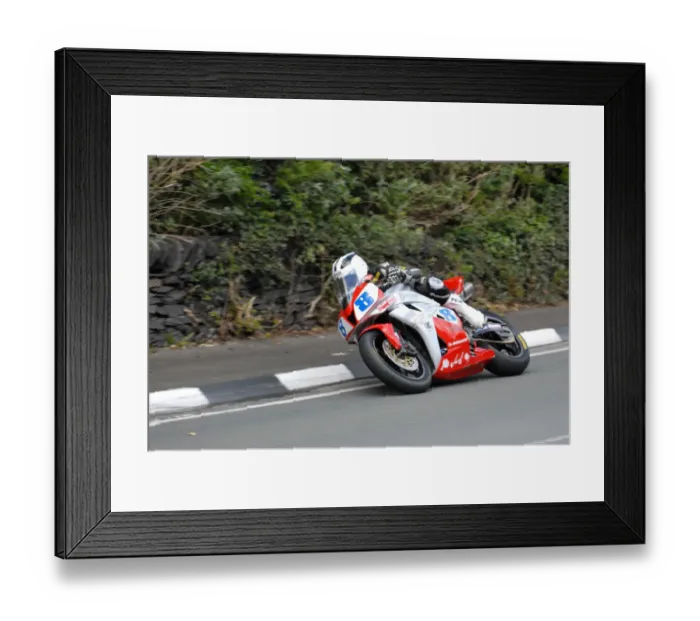 Framed Print : William Dunlop (Honda) 2011 Supersport TT Framed Print : William Dunlop (Honda) 2011 Supersport TT
