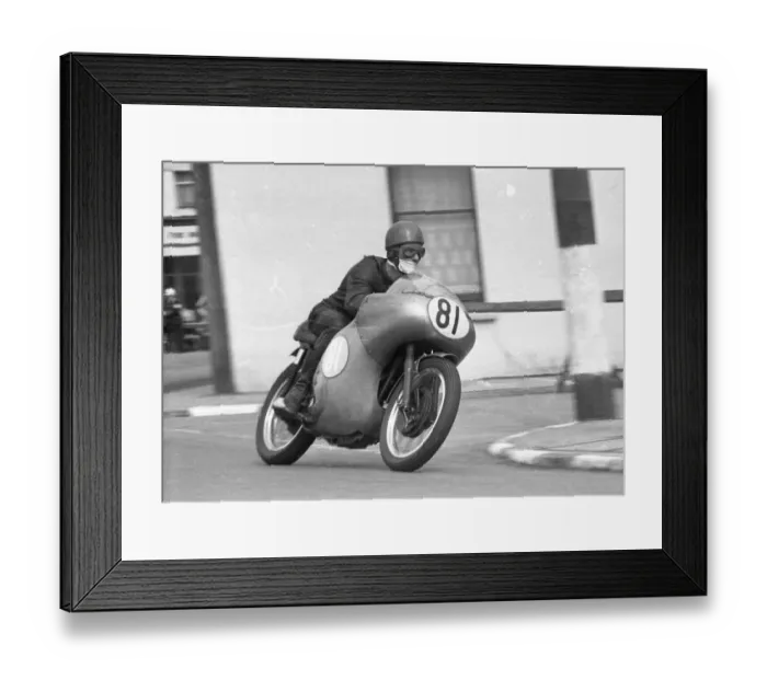 Framed Print : Derek Phillips (Norton) 1963 Junior Manx Grand Prix Framed Print : Derek Phillips (Norton) 1963 Junior Manx Grand Prix