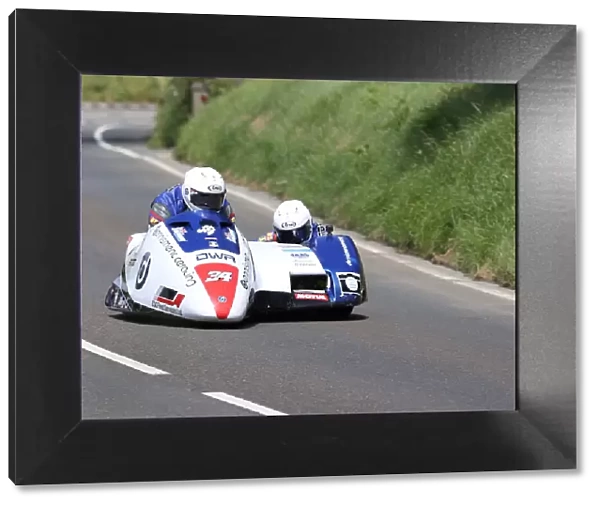Roger Stockton & Bradley Stockton (Suzuki LCR) 2022 Sidecar TT