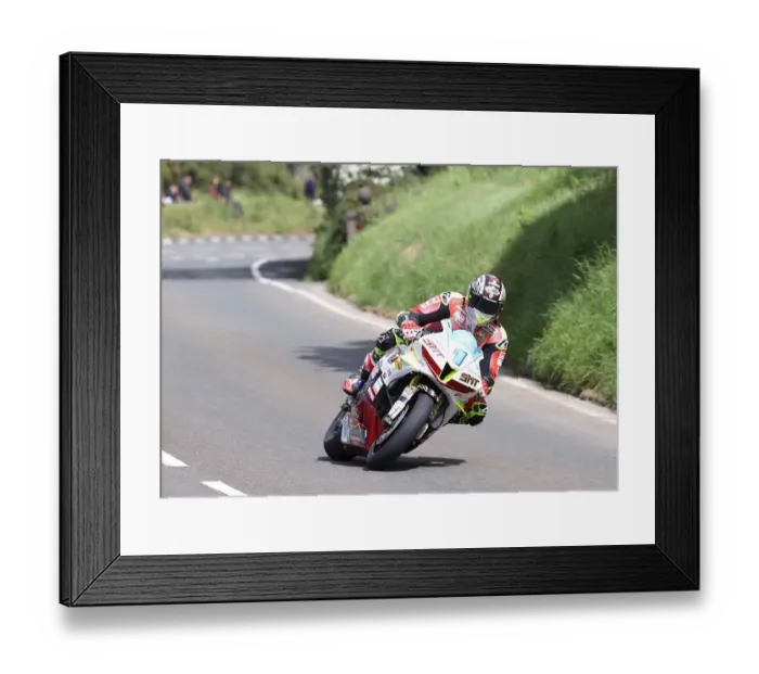 Framed Print : John McGuinness (Honda) 2022 Supersport TT