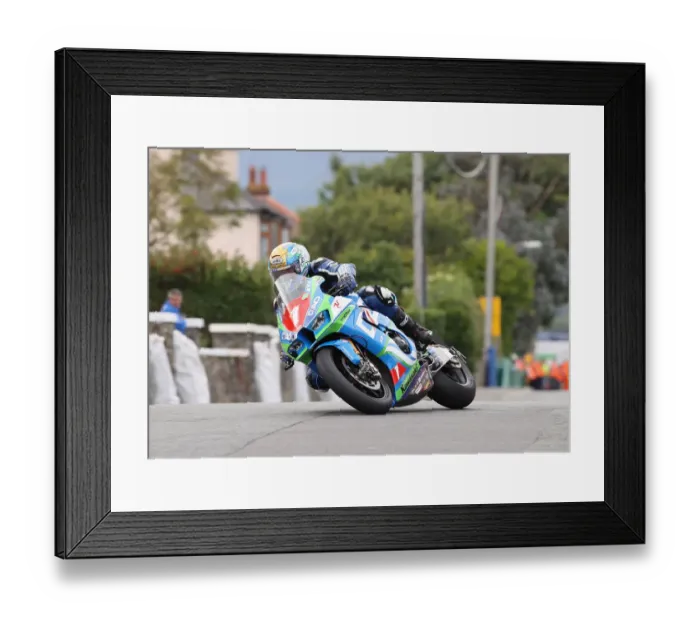 Framed Print : Dean Harrison (Kawasaki) 2022 Southern 100 Framed Print : Dean Harrison (Kawasaki) 2022 Southern 100