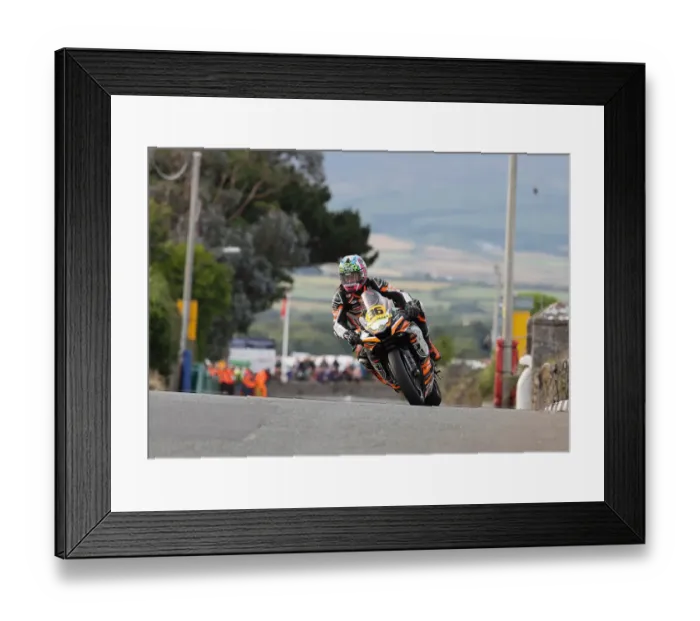 Framed Print : Jamie Coward (Yamaha) 2022 Southern 100 Framed Print : Jamie Coward (Yamaha) 2022 Southern 100