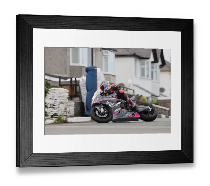 Framed Print : Jean Pierre Polet (BMW) 2022 Southern 100