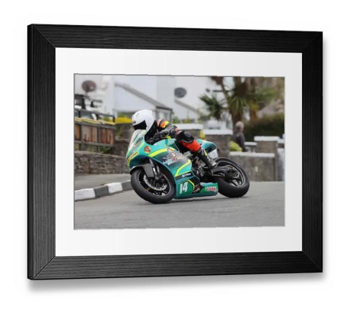 Framed Print : Paul Cassidy (Yamaha) 2022 Southern 100 Framed Print : Paul Cassidy (Yamaha) 2022 Southern 100