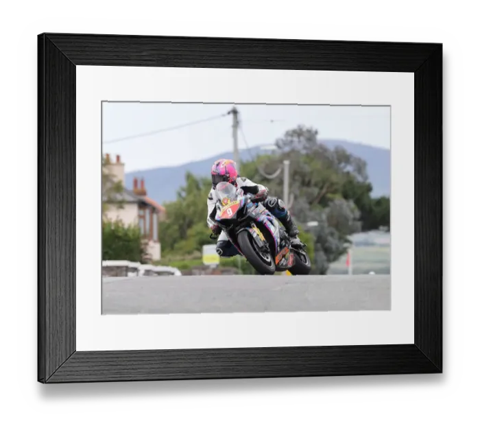 Framed Print : Forest Dunn (Suzuki) 2022 Southern 100 Framed Print : Forest Dunn (Suzuki) 2022 Southern 100