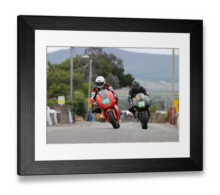 Framed Print : Anthony Redmond (Kawasaki) and Denzyl Weavill (Honda) 2022 Southern 100 Framed Print : Anthony Redmond (Kawasaki) and Denzyl Weavill (Honda) 2022 Southern 100