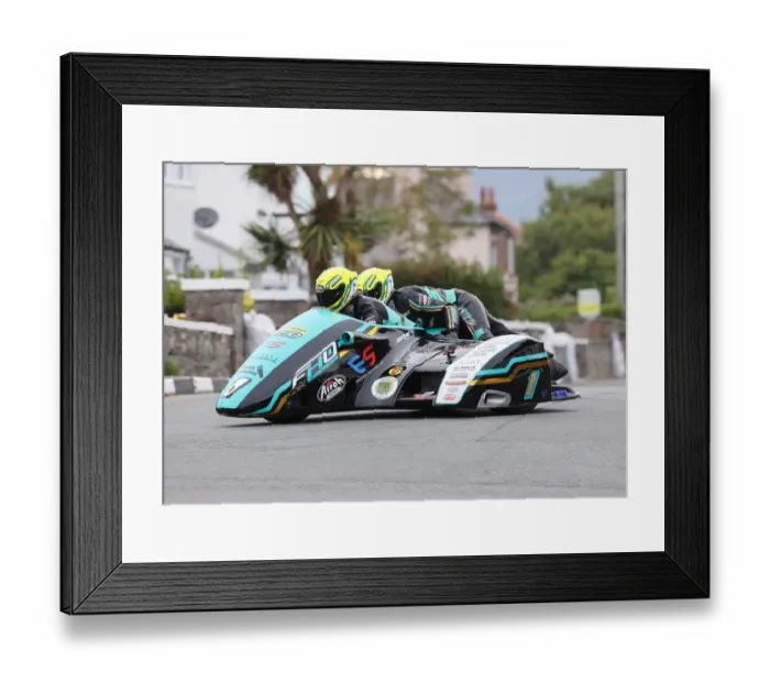 Framed Print : Pete Founds & Jevan Walmsley (LCR Rotec) 2022 Southern 100 Framed Print : Pete Founds & Jevan Walmsley (LCR Rotec) 2022 Southern 100