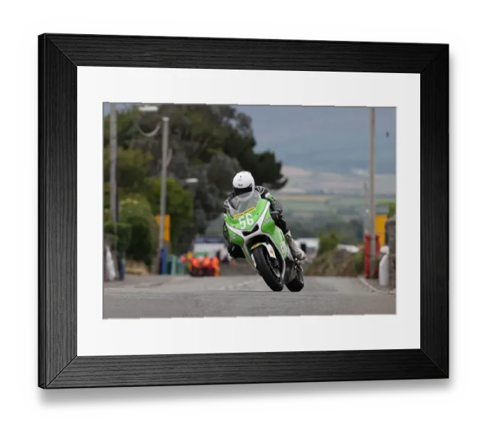 Framed Print : Billy Cummins (Kawasaki) 2022 Southern 100 Framed Print : Billy Cummins (Kawasaki) 2022 Southern 100