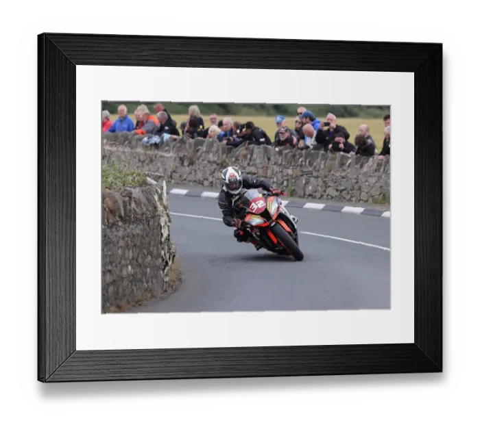Framed Print : Richard Eglin (Kawasaki) 2022 Southern 100 Framed Print : Richard Eglin (Kawasaki) 2022 Southern 100