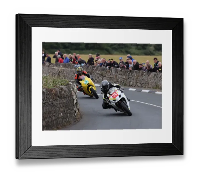 Framed Print : Geoffrey Lunn (Suzuki) and Colin Croft (Tigcraft) 2022 Southern 100 Framed Print : Geoffrey Lunn (Suzuki) and Colin Croft (Tigcraft) 2022 Southern 100