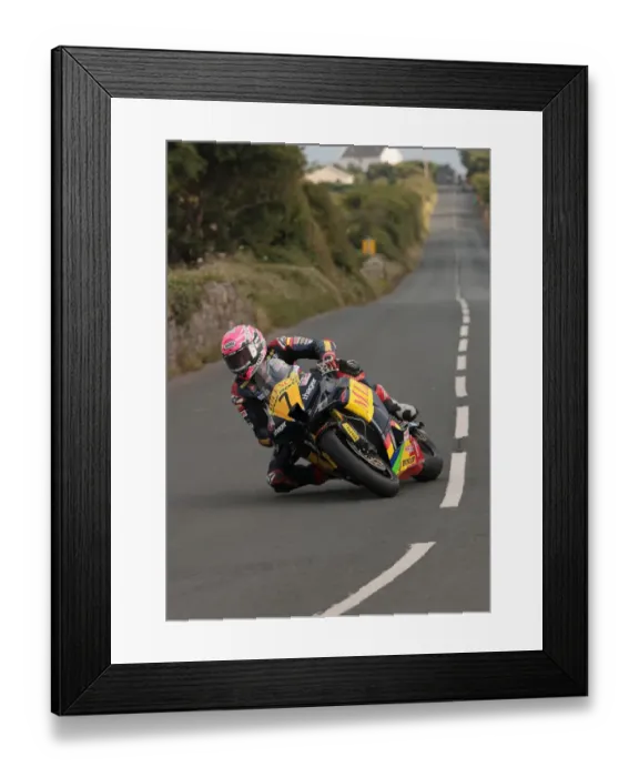 Framed Print : Davy Todd (Honda) 2022 Southern 100 Framed Print : Davy Todd (Honda) 2022 Southern 100