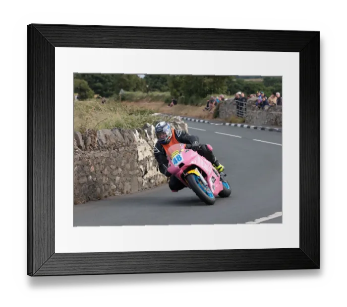 Framed Print : Matt Sayle (Yamaha) 2022 Southern 100 Framed Print : Matt Sayle (Yamaha) 2022 Southern 100
