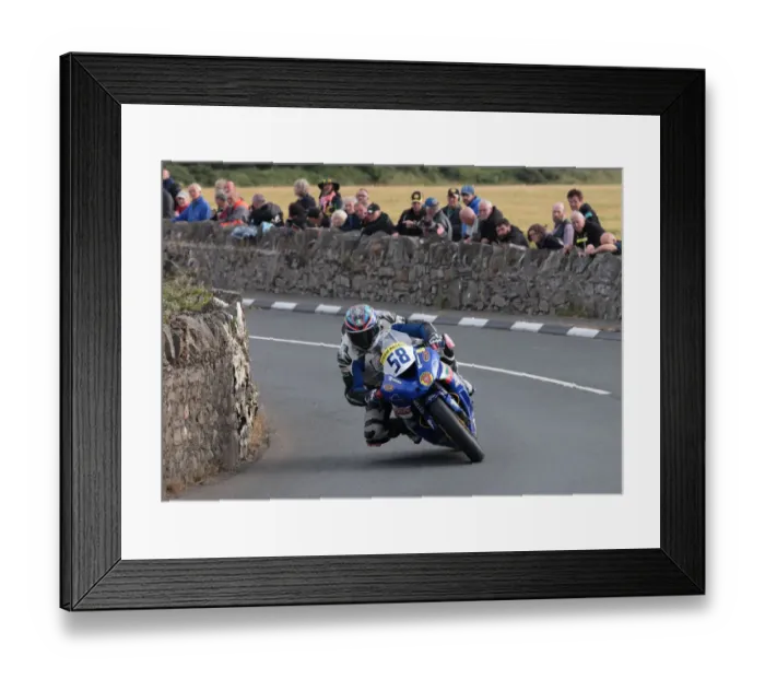 Framed Print : Brian Fudge (Kawasaki) 2022 Southern 100 Framed Print : Brian Fudge (Kawasaki) 2022 Southern 100