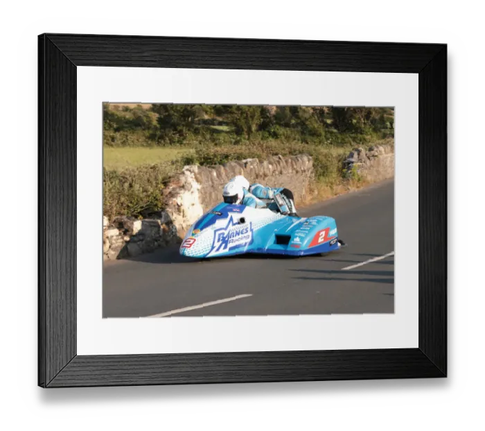 Framed Print : John Holden & Dan Sayle (LCR Suzuki) 2022 Southern 100 Framed Print : John Holden & Dan Sayle (LCR Suzuki) 2022 Southern 100