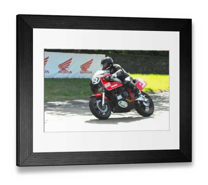 Framed Print : Bart Reid (Harris Suzuki) 2016 TT Parade Lap Framed Print : Bart Reid (Harris Suzuki) 2016 TT Parade Lap