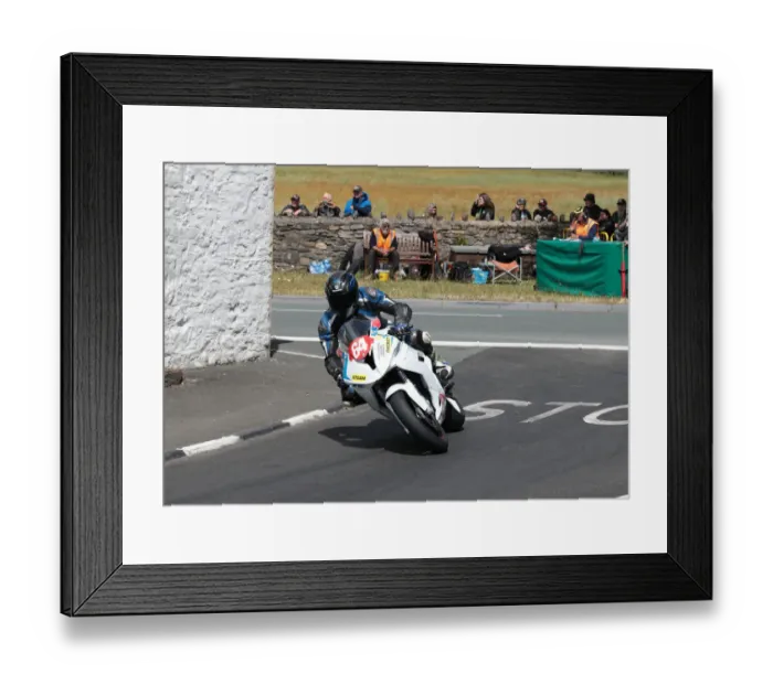 Framed Print : Stephen McKnight (BMW) 2022 Southern 100 Framed Print : Stephen McKnight (BMW) 2022 Southern 100