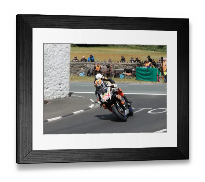 Framed Print : Richard Charlton (Yamaha) 2022 Southern 100 Framed Print : Richard Charlton (Yamaha) 2022 Southern 100