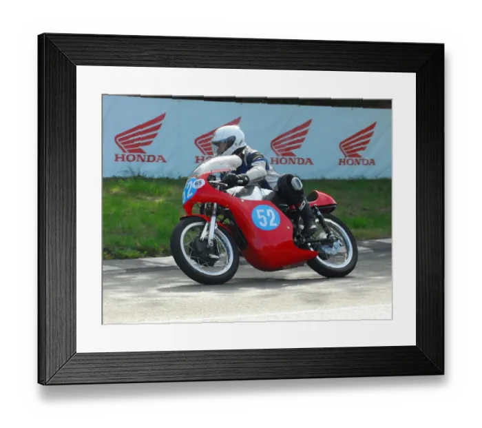 Framed Print : David Linsdell (Ducati) 2016 TT Parade Lap Framed Print : David Linsdell (Ducati) 2016 TT Parade Lap