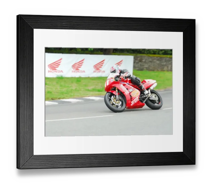 Framed Print : Wayne Martin (Honda) 2016 Newcomers Manx Grand Prix Framed Print : Wayne Martin (Honda) 2016 Newcomers Manx Grand Prix