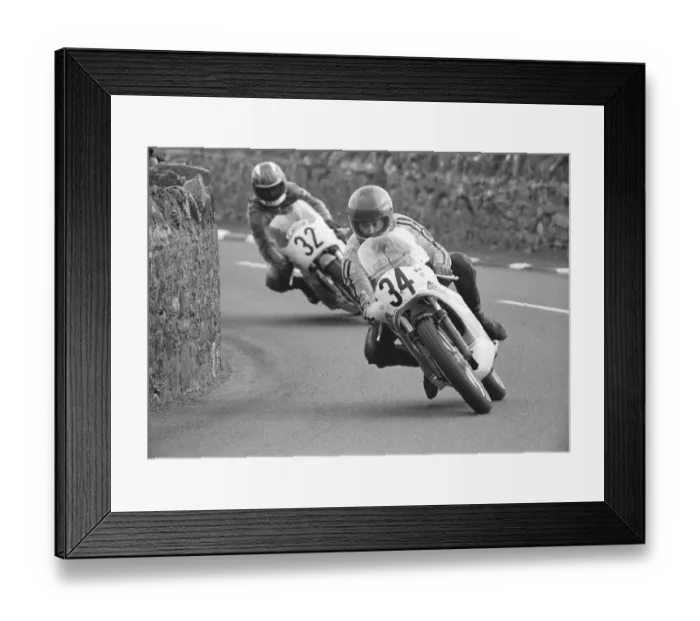 Framed Print : Des Connor (Yamaha) 1980 Southern 100 Framed Print : Des Connor (Yamaha) 1980 Southern 100