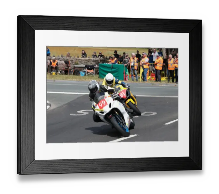 Framed Print : Geoff Lunn (Suzuki) 2022 Southern 100 Framed Print : Geoff Lunn (Suzuki) 2022 Southern 100