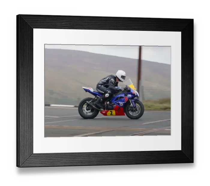 Framed Print : Stephen Parsons (Kawasaki) 2019 Senior Manx Grand Prix Framed Print : Stephen Parsons (Kawasaki) 2019 Senior Manx Grand Prix