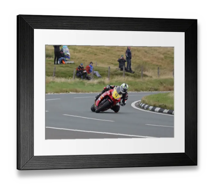 Framed Print : Marc Colvin (Suzuki) 2019 Senior Manx Grand Prix Framed Print : Marc Colvin (Suzuki) 2019 Senior Manx Grand Prix
