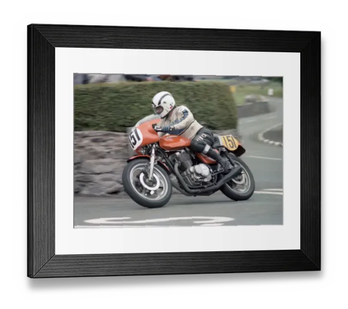 Framed Print : Jamie Watt (Laverda) 1981 Southern 100 Framed Print : Jamie Watt (Laverda) 1981 Southern 100